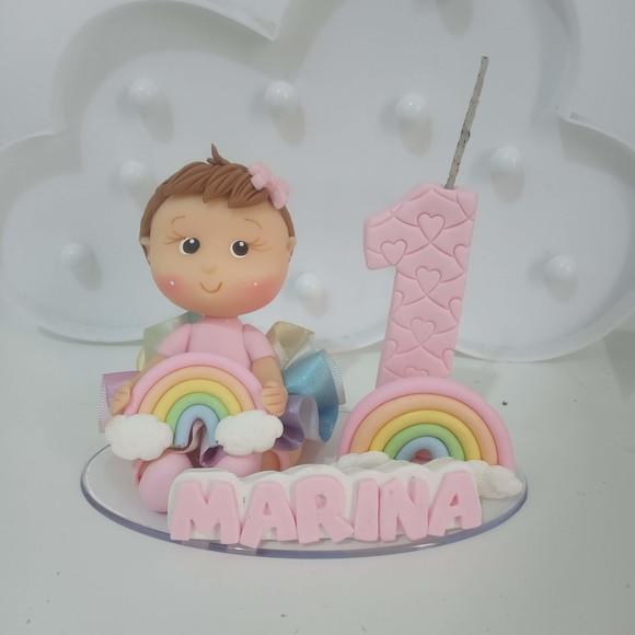 Topo de Bolo de Biscuit para Menina Tema Arco-íris com Nome
