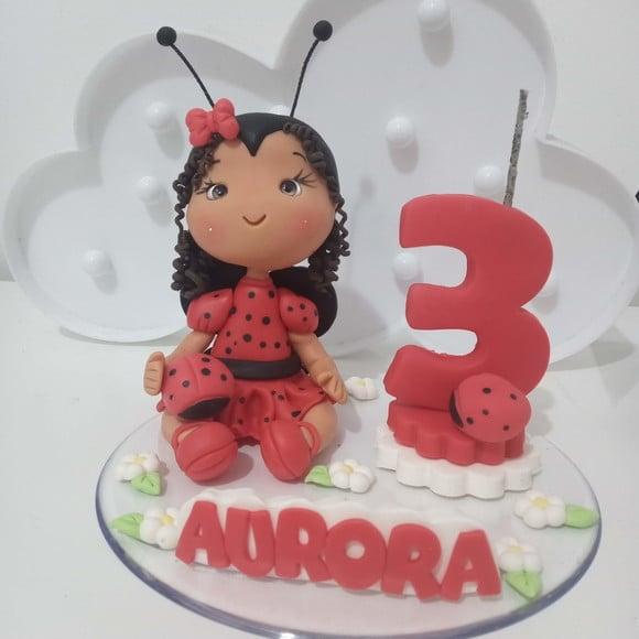 Topo de Bolo Menina Joaninha
