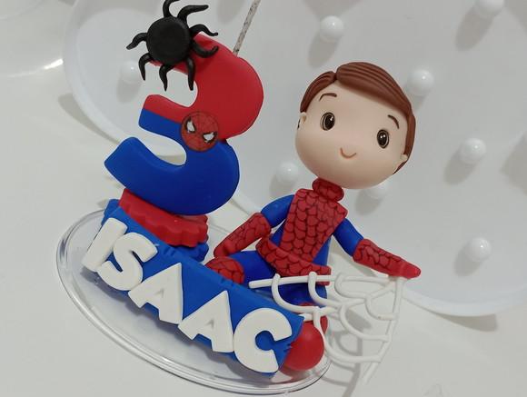 Topo de Bolo Menino Homem Aranha de Biscuit com Vela e Nome