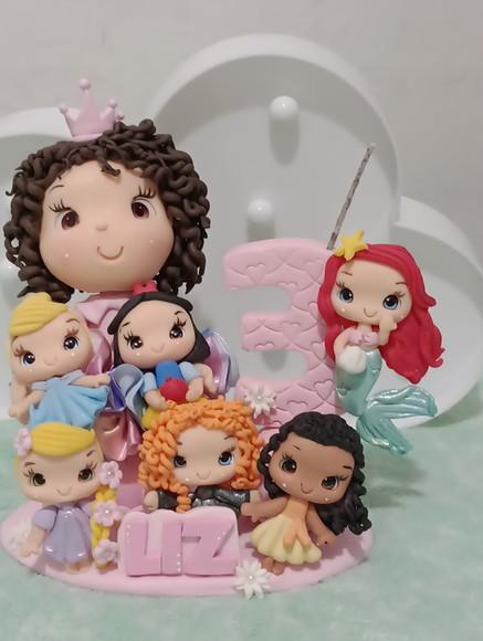 Topo de Bolo Princesas de Biscuit com Boneca e Vela