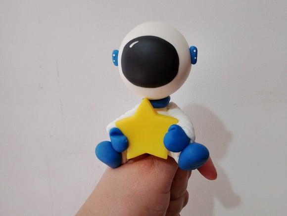 Vela Astronauta no Palito para Bolo Fake Redondo