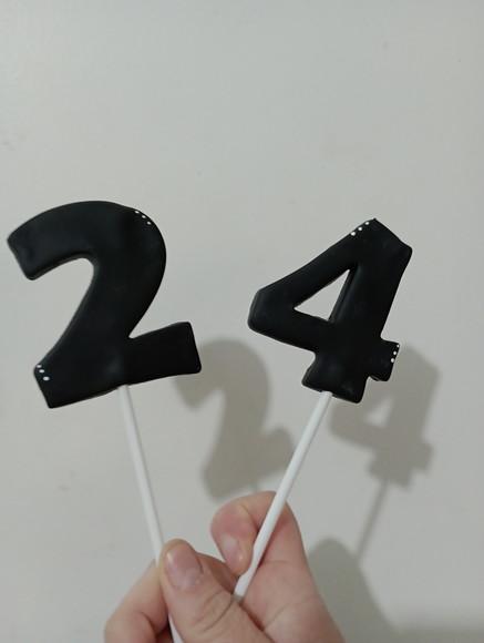 Vela de Biscuit para Aniversário Adulto com Palito