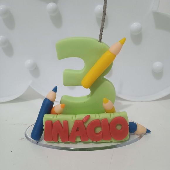 Vela Decorada com Tema Lápis de Biscuit para Festa Infantil