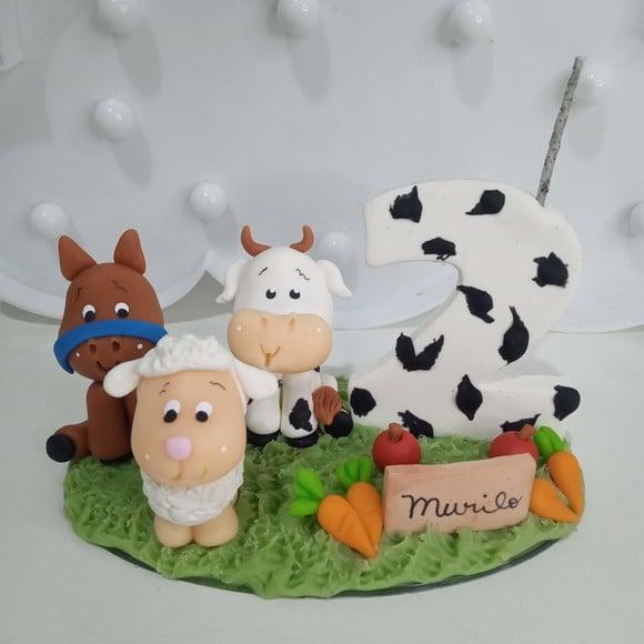 Vela Fazendinha de Biscuit Topo de Bolo com Nome
