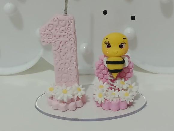 Vela Personalizada Abelhinha de Biscuit