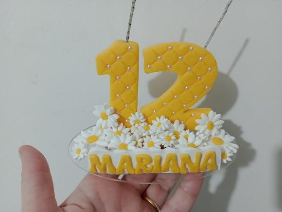 Vela Personalizada Margaridas de Biscuit com Dois Dígitos
