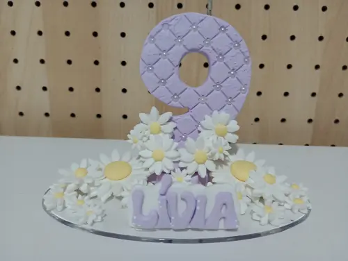 Vela personalizada margaridas de biscuit