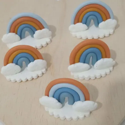 Aplique Arco-íris Boho em Pé de Biscuit para Lembrancinhas