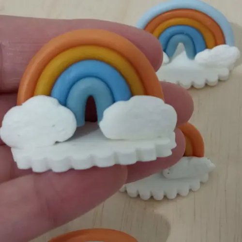 Aplique Arco-íris Boho em Pé de Biscuit para Lembrancinhas