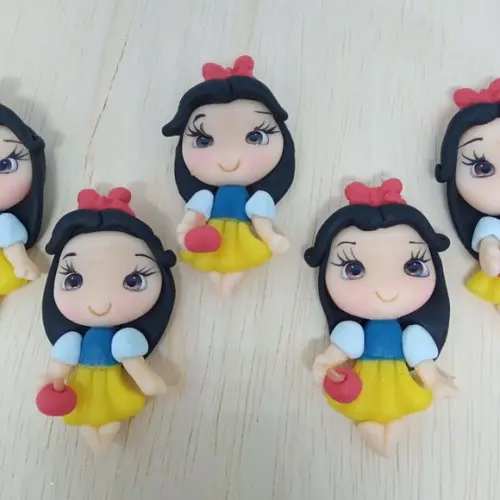 Aplique Branca de Neve de Biscuit para Lembrancinhas