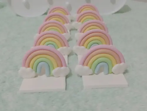 Aplique Arco-íris Biscuit para Lembrancinhas Base Quadrada