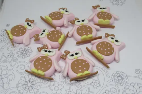 Aplique Coruja de Biscuit para Lembrancinas