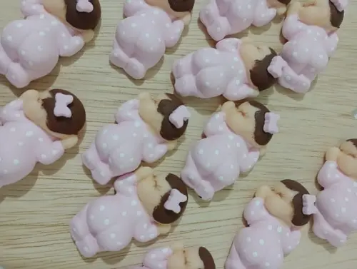 Aplique para Lembrancinha de Maternidade Bebê Bumbum Biscuit
