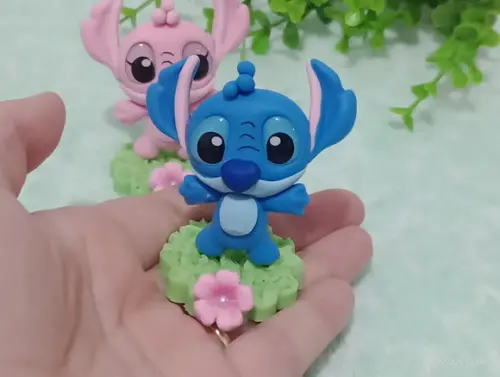 Aplique para Lembrancinhas Stich e Angel em Biscuit