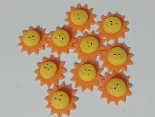 Aplique Solzinho de Biscuit com Dez Peças