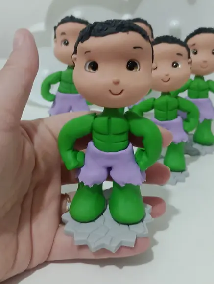 Boneco Hulk Infantil em Biscuit para Lembrancinha