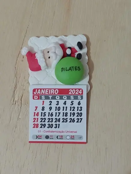 Calendário 2026 com Tema Pilates Papai Noel de Biscuit