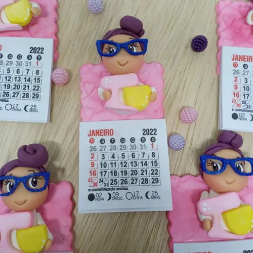 Calendário 2026 Confeiteira de Biscuit