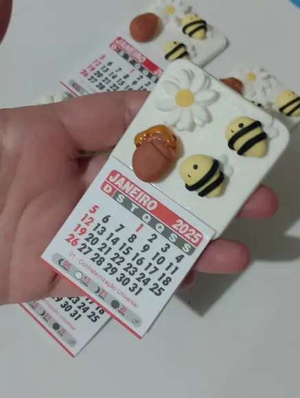 Calendário 2026 de Biscuit Abelha