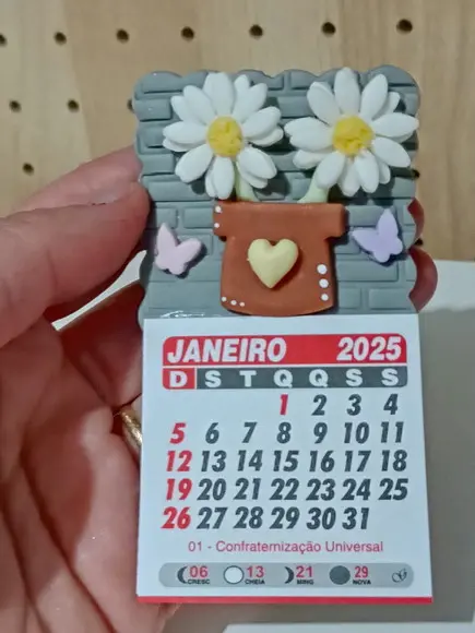 Calendário 2026 Margaridas no Vaso de Biscuit