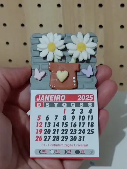 Calendário 2026 Margaridas no Vaso de Biscuit