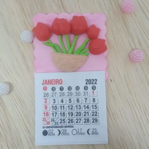 Calendário 2026 Tulipas no Vaso de Biscuit