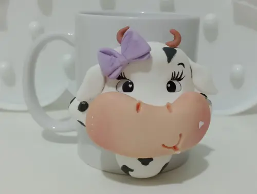 Caneca Decorada Vaquinha de Biscuit