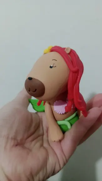 Capivara Sereia de Biscuit para Decoração de Bolo Três Peças