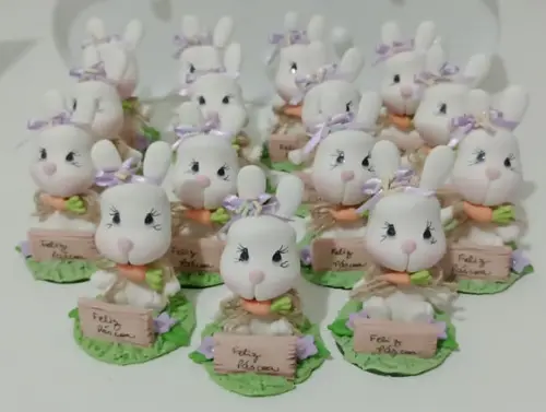 Coelho de Biscuit para Lembrancinhas ou Decoração de Páscoa