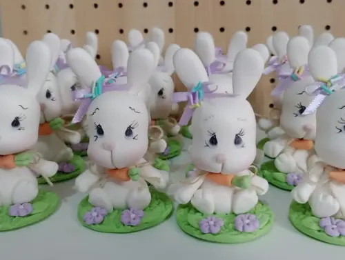 Coelho de Biscuit para Lembrancinhas ou Decoração de Páscoa