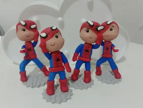 Enfeite Decorativo Biscuit Homem Aranha com Máscara