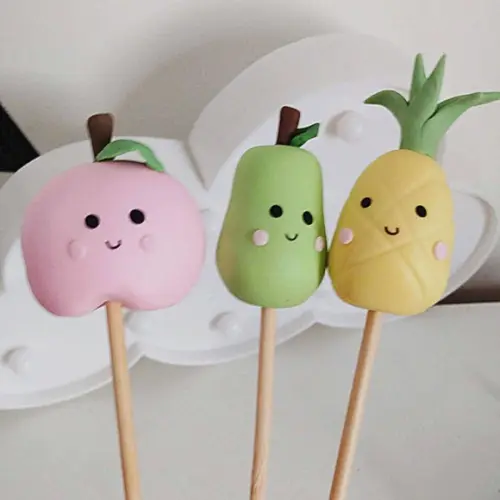 Frutinhas com Carinha no Palito
