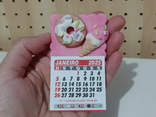 Kit Presente Caneta e Calendário Decoração Doce de Biscuit