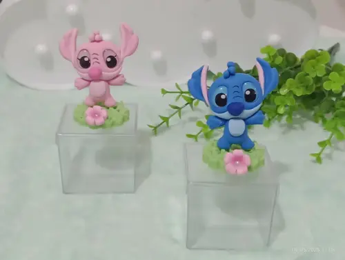 Lembrancinha Caixinha 5x5 cm com Stitch e Angel Biscuit