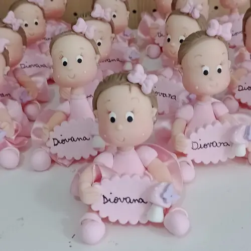 Lembrancinha Boneca de Biscuit Jardim das Borboletas