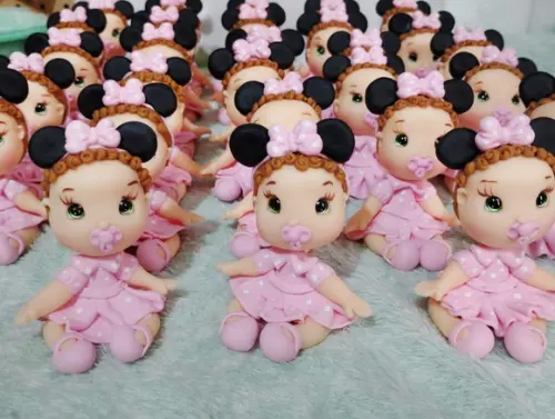Lembrancinha Boneca de Biscuit com Orelhinha de Minnie