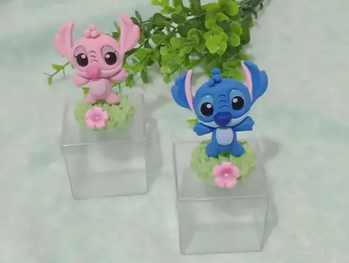 Lembrancinha Caixinha 5x5 cm com Stitch e Angel Biscuit