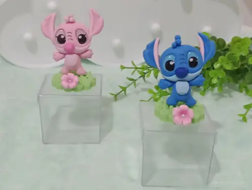 Lembrancinha Caixinha 5x5 cm com Stitch e Angel Biscuit