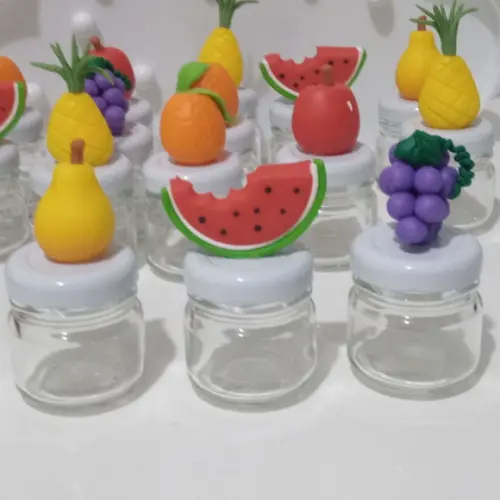 Lembrancinha de Biscuit Frutinhas no Mini Potinho