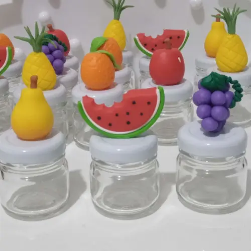 Lembrancinha de Biscuit Frutinhas no Mini Potinho