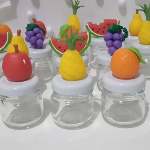 Lembrancinha de Biscuit Frutinhas no Mini Potinho