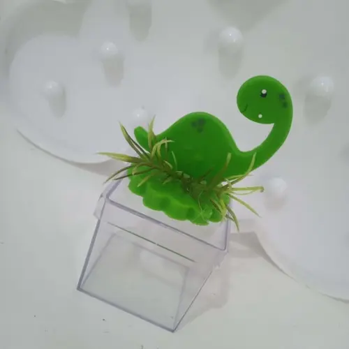 Lembrancinha Dinossauro de Biscuit na Caixinha de Acrílico