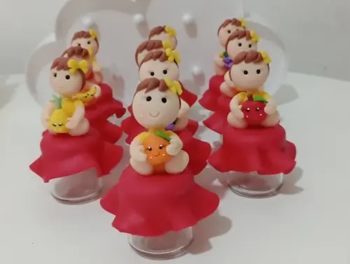Lembrancinha Menina com Frutinhas de Biscuit Mini Potinho