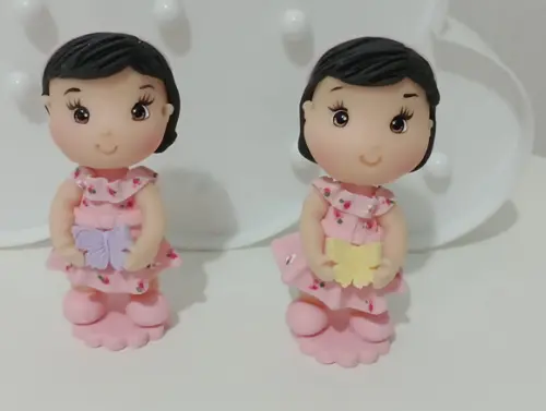 Lembrancinha Menina de Biscuit Jardim das Borboletas
