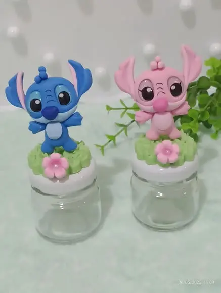 Lembrancinha Mini Potinho 40 ml com Stitch e Angel Biscuit