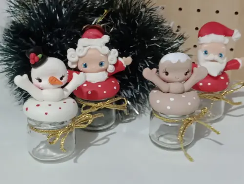 Lembrancinha Mini Potinho de Natal de Biscuit