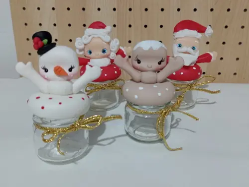 Lembrancinha Mini Potinho de Natal de Biscuit