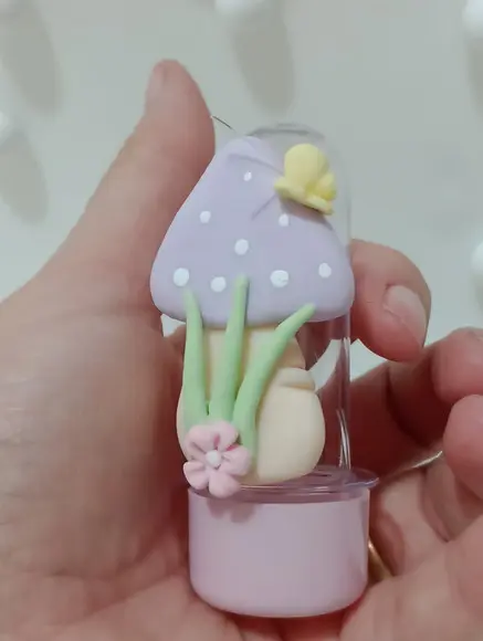 Lembrancinha Mini Tubete com Cogumelo de Biscuit com Dez