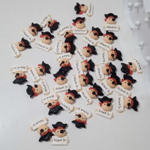 Lembrancinha Pirata de Biscuit Ímã com Nome