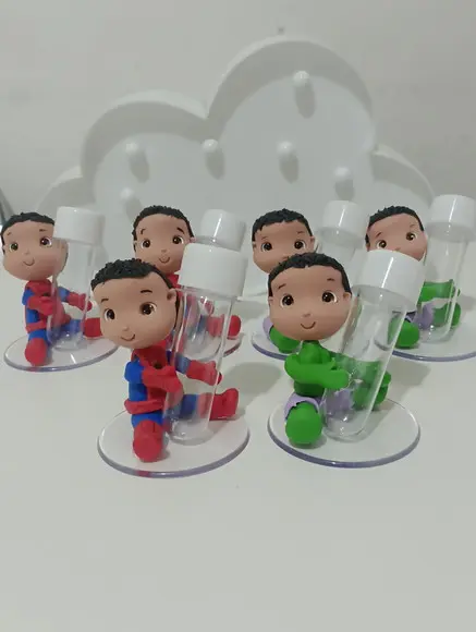 Lembrancinha Tubete Menino Aranha e Hulk em Biscuit